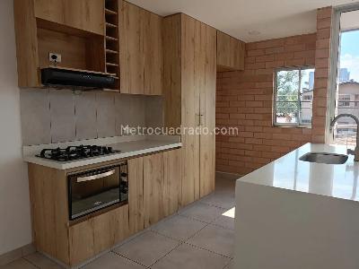Apartamento en venta en La Castellana, Medellín · foto 4 de 20