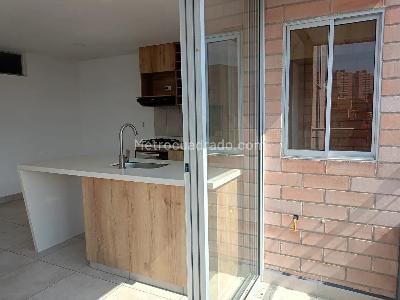 Apartamento en venta en La Castellana, Medellín · foto 7 de 20