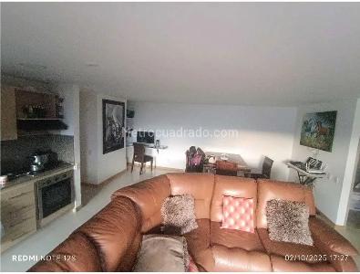 Apartamento en venta en Loma Del Indio, Medellín · foto 5 de 18