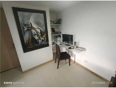 Apartamento en venta en Loma Del Indio, Medellín · foto 7 de 18