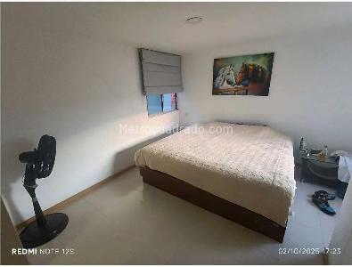 Apartamento en venta en Loma Del Indio, Medellín · foto 10 de 18