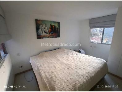 Apartamento en venta en Loma Del Indio, Medellín · foto 11 de 18