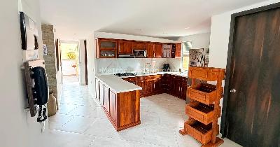 Apartamento de 4 alcobas en venta en Laureles, Medellín, 162 m² · foto 5 de 10