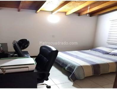 Casa de 3 alcobas en venta en Estadio, Medellín, 200 m² · foto 8 de 20