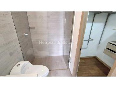 Apartamento de 2 alcobas en venta en El Poblado, Medellín, 70 m² · foto 11 de 20
