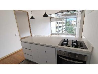 Apartamento de 2 alcobas en venta en El Poblado, Medellín, 70 m² · foto 14 de 20