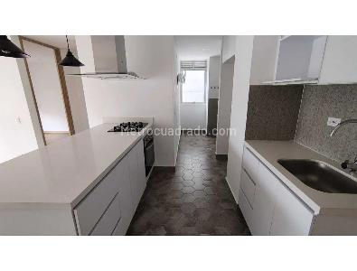 Apartamento de 2 alcobas en venta en El Poblado, Medellín, 70 m² · foto 15 de 20