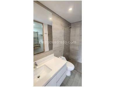 Apartamento de 2 alcobas en venta en El Poblado, Medellín, 70 m² · foto 19 de 20