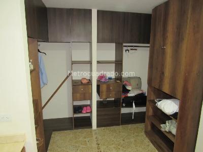 Apartamento de 4 alcobas en venta en Laureles, Medellín, 237 m² · foto 7 de 20