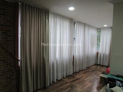 Apartamento de 4 alcobas en venta en Laureles, Medellín, 237 m² · foto 13 de 20