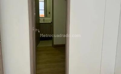 Apartamento de 3 alcobas en venta en La Castellana, Medellín, 125 m² · foto 9 de 11