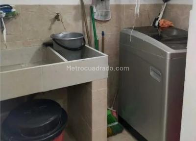 Casa de 5 alcobas en venta en Alameda, Medellín, 218 m² · foto 3 de 20