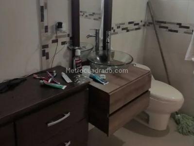 Casa de 5 alcobas en venta en Alameda, Medellín, 218 m² · foto 8 de 20