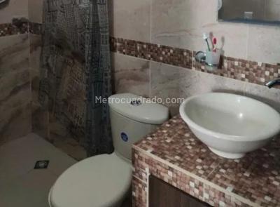 Casa de 5 alcobas en venta en Alameda, Medellín, 218 m² · foto 19 de 20