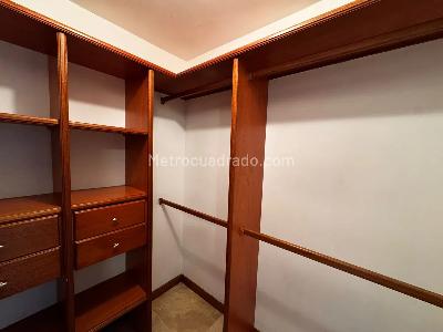 Apartamento de 4 alcobas en venta en Laureles, Medellín, 137 m² · foto 15 de 20