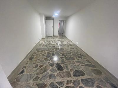 Apartamento de 4 alcobas en venta en Laureles, Medellín, 95 m² · foto 4 de 20