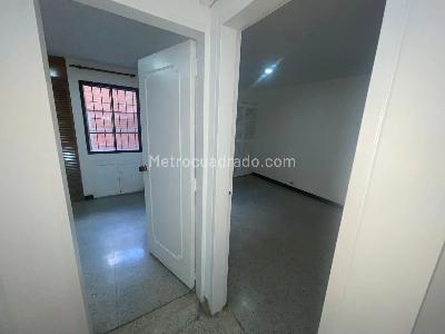 Apartamento de 4 alcobas en venta en Laureles, Medellín, 95 m² · foto 7 de 20