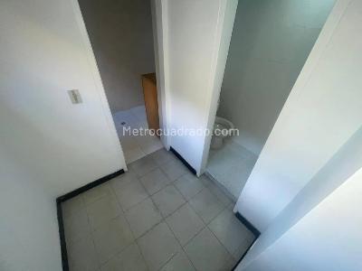 Apartamento de 4 alcobas en venta en Laureles, Medellín, 95 m² · foto 11 de 20