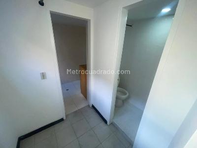 Apartamento de 4 alcobas en venta en Laureles, Medellín, 95 m² · foto 12 de 20
