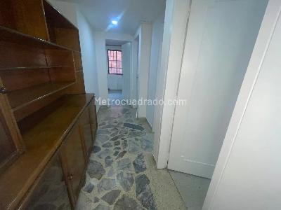 Apartamento de 4 alcobas en venta en Laureles, Medellín, 95 m² · foto 13 de 20