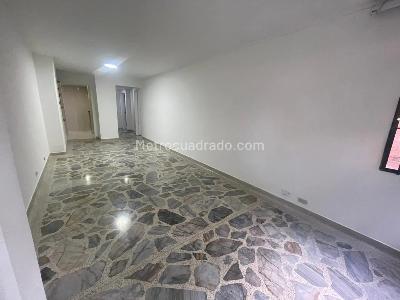 Apartamento de 4 alcobas en venta en Laureles, Medellín, 95 m² · foto 14 de 20