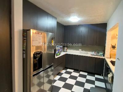 Casa de 5 alcobas en venta en Laureles, Medellín, 138 m² · foto 10 de 20