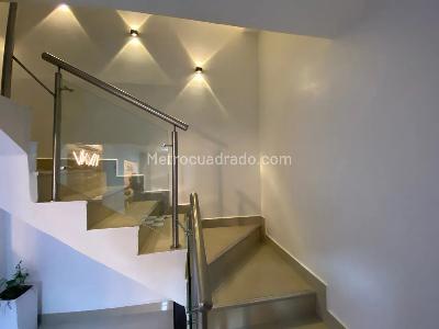 Casa de 5 alcobas en venta en Laureles, Medellín, 138 m² · foto 19 de 20