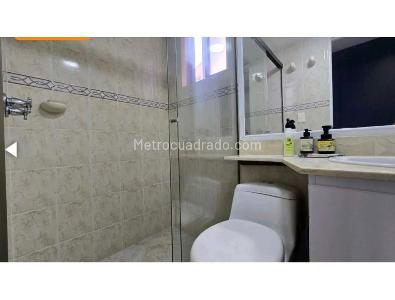 Apartamento en venta en Loma De Los Bernal, Medellín · foto 16 de 16