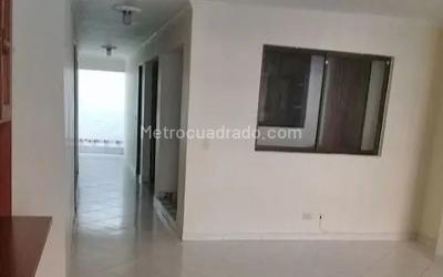 Casa de 5 alcobas en venta en La America, Medellín, 210 m² · foto 4 de 17
