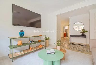 Apartamento de 3 alcobas en venta en Laureles, Medellín, 151 m² · foto 10 de 20