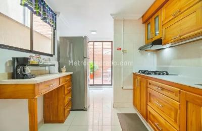 Apartamento de 3 alcobas en venta en Laureles, Medellín, 151 m² · foto 14 de 20