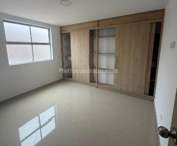 Apartamento en venta en El Velodromo, Medellín · foto 16 de 19