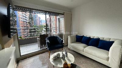 Apartamento de 3 alcobas en venta en Loma De Los Bernal, Medellín, 68 m² · foto 5 de 17