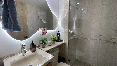 Apartamento de 3 alcobas en venta en Loma De Los Bernal, Medellín, 68 m² · foto 7 de 17