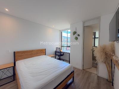 Apartamento de 2 alcobas en venta en El Poblado, Medellín, 95 m² · foto 7 de 19