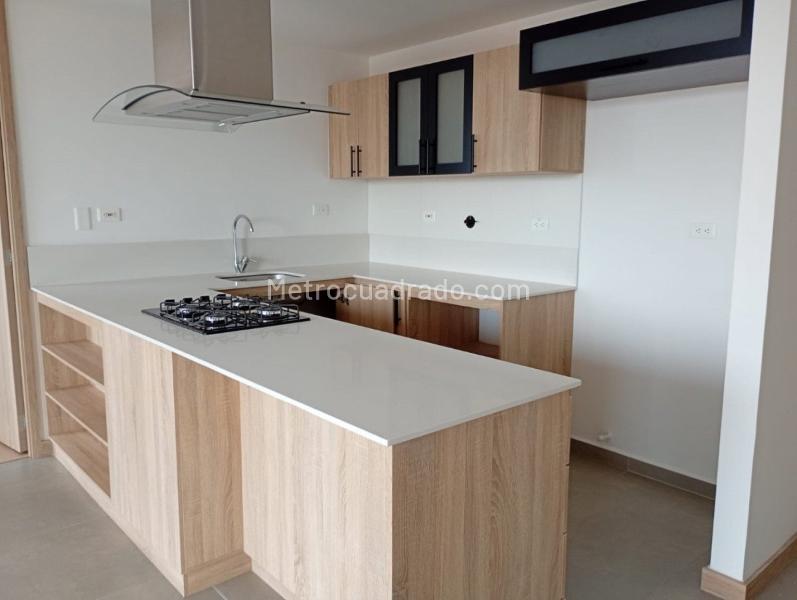2BR Apartment in San Antonio (72 m²) - 2