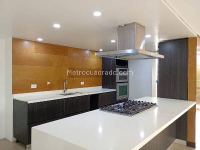 Apartamento en venta en Castropol, Medellín · foto 3 de 20