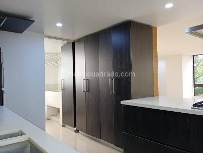 Apartamento en venta en Castropol, Medellín · foto 7 de 20