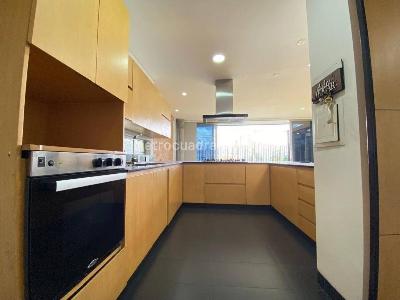 Casa de 4 alcobas en venta en El Atravesado, Envigado, 380 m² · foto 4 de 20