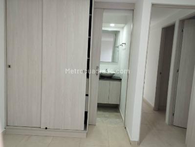 Apartamento de 3 alcobas en venta en Cimarronas, Rionegro, 49 m² · foto 9 de 13
