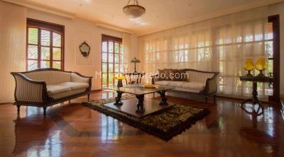 Casa de 4 alcobas en venta en Poblado Altos Del Poblado, Medellín, 330 m² · foto 5 de 19
