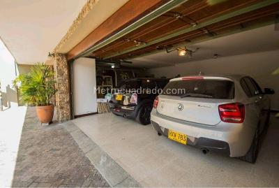 Casa de 4 alcobas en venta en Poblado Altos Del Poblado, Medellín, 330 m² · foto 19 de 19