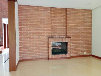 Casa de 5 alcobas en venta en El Poblado, Medellín, 980 m² · foto 9 de 20