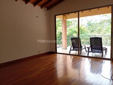 Casa de 5 alcobas en venta en El Poblado, Medellín, 980 m² · foto 14 de 20