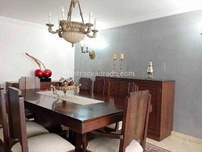 Apartamento de 3 alcobas en venta en Parque Poblado, Medellín, 214 m² · foto 9 de 20