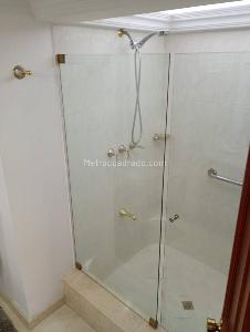 Apartamento de 3 alcobas en venta en Parque Poblado, Medellín, 214 m² · foto 19 de 20