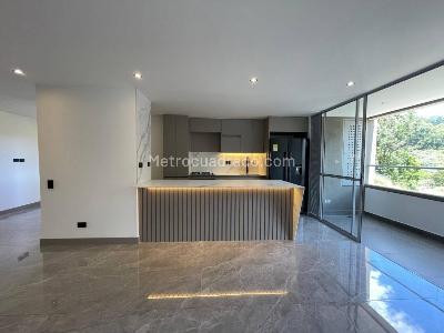 Apartamento de 2 alcobas en venta en Sabaneta, Sabaneta, 74 m² · foto 2 de 20