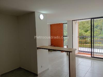 Apartamento en arriendo en Centro, Rionegro · foto 4 de 17