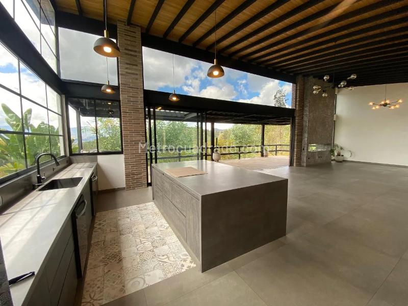 4BR House in Pantanillo (4117 m²)