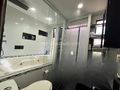 Casa de 5 alcobas en venta en Cola Del Zorro, Medellín, 200 m² · foto 13 de 20
